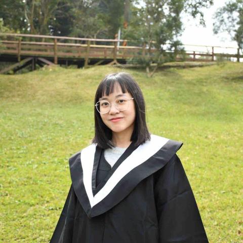 提供aveda純香洗髮精服務的專家葉香伶