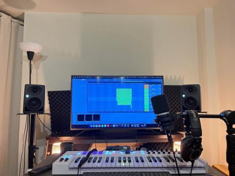 理想小島娛樂 - 工作台 理想小島娛樂 - 工作台