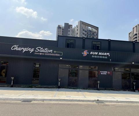 秉信能源 鄭 - 台中育鴻案場 秉信能源 鄭 - 台中育鴻案場