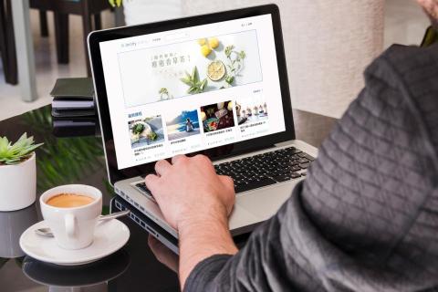 奧奇互動設計有限公司 - 了解適合自己的療癒生活，是我們的宗旨，共時性：為心理學家榮格於1920年代提出的一個概念，如果要用中文解釋的話，可以解釋為「有意義的巧合」，用於表示在沒有因果關係的情況下出現的事件之間看似有有意義的關聯，不能單就巧合來做解釋。

想想，生活中我們允許出現這種共時性嗎?還是一直花力氣在抗拒生活？

在生活中的各個面向有更好的平衡，是我們想要去探索的；人生很短，但活在當下好好的享受一切卻是這麼的不容易