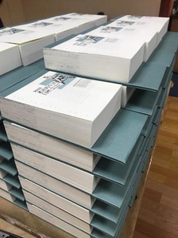 益盛多媒體印刷 - 桌曆印刷(尺寸不限、紙張不限、厚度不限、形狀不限、後加工不限) 皆可討論規劃