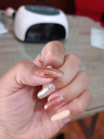 伊伊不Sir工作室 -   伊伊不Sir工作室 -