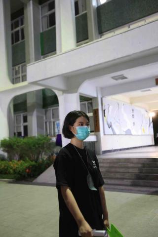 提供送修iphone服務的專家梓華（寫作、家教）