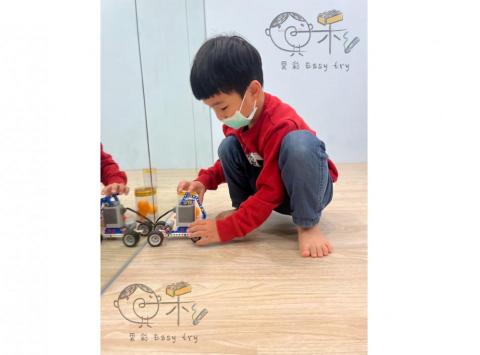 異彩EASYTRY - 動力機械 