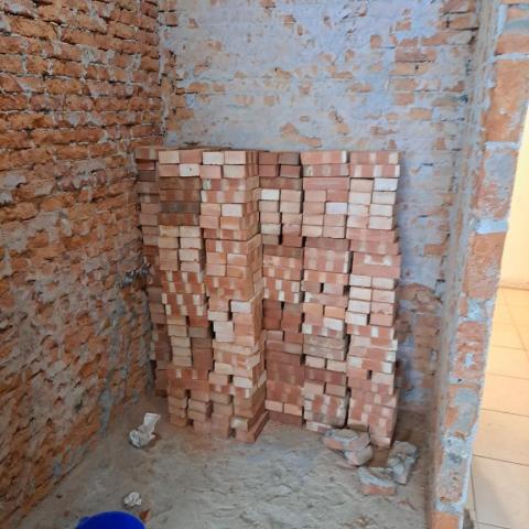 李季恩 - 擺放紅磚位置