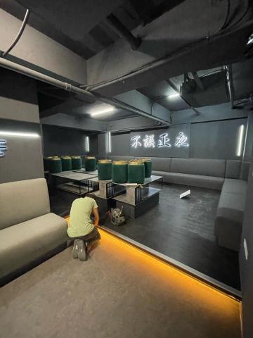 左手油漆 - 台北酒吧油漆噴漆