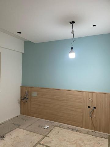 左手油漆 - 牆壁跳色