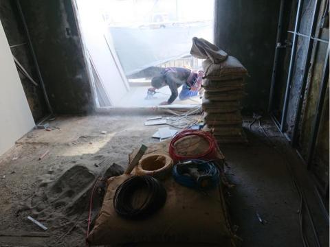 室內裝潢團隊 - 員工施工中