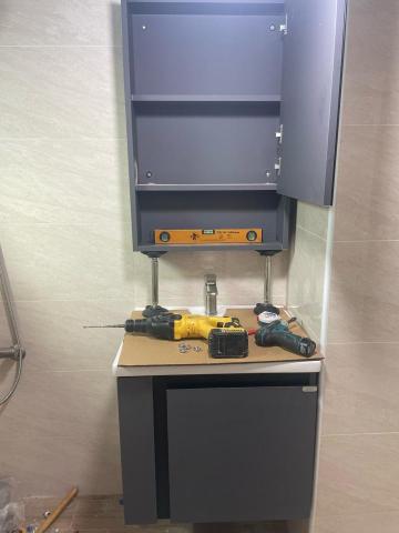 鈞揮衛浴 - 浴室櫃安裝