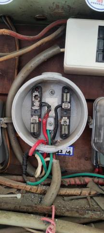 裡原企業(專辦電錶申請、充電樁規劃) - 電錶底座燒損更換施工 裡原企業(專辦電錶申請、充電樁規劃) - 電錶底座燒損更換施工