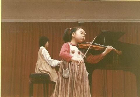 旅歐小提琴家張善詩🎻 專業小提琴教學＆法語教學🇫🇷  - 