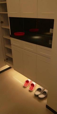 承幸室內裝修有限公司 - 新成寓●台北張公館
玄關櫃