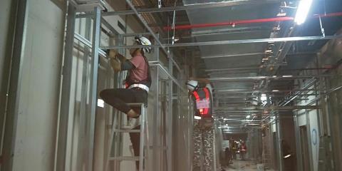 承幸室內裝修有限公司 - 臺大醫院附設癌醫中心醫院
手術室天花板壁板
施工現場