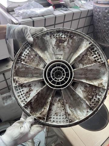 極興清潔 - 清洗前