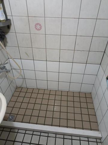 大台中浴缸拆除磁磚修復工程 - 浴缸拆除磁磚修復