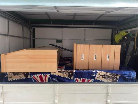 詮昕搬家貨運 - 標準雙人床組搬運,運送過程提供床包防塵防刮 詮昕搬家貨運 - 標準雙人床組搬運,運送過程提供床包防塵防刮