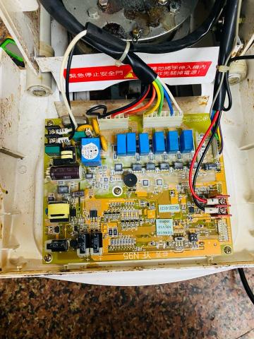 悠琦工作室 - 飲料封口機故障維修