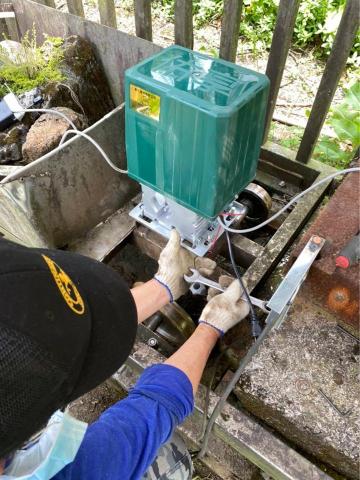 叁壹捲門 - 橫移伸縮門修護