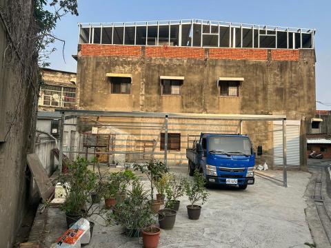 秦振企業社-鍾興龍 - 