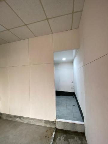 吳振斌 - 浴室隔間（木工）