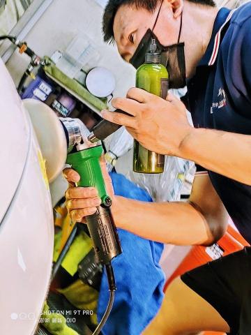 澎湖麗晶專業汽車美容車體鍍膜/鎖港10元自助洗車 - 