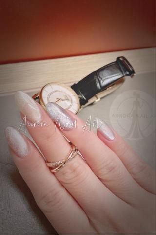 Aurora nail art - 