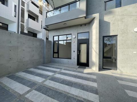 藝之初創意塗裝有限公司 - 後製清水模社區案例