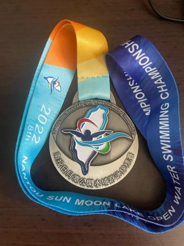 周教練 - 學生參與泳渡日月潭成功