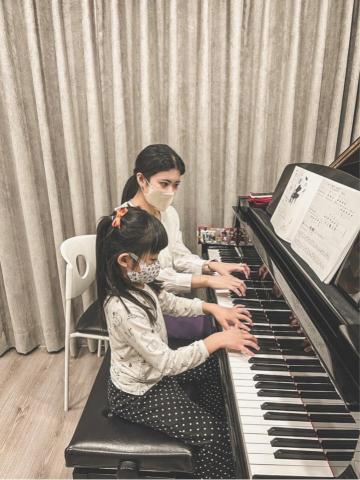 Leona 音樂工作室 - 兒童鋼琴課程