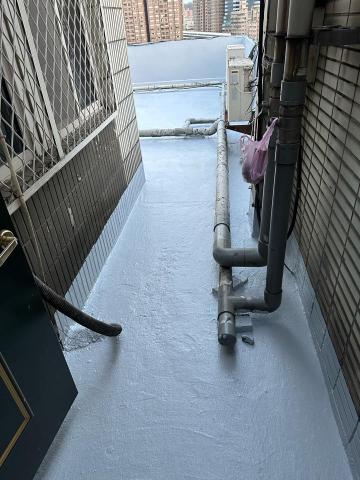 邱勝福 - 努力工作