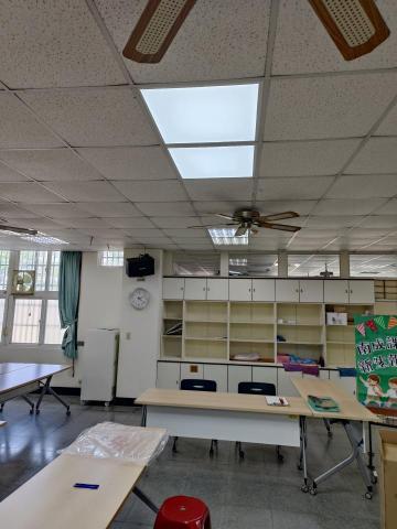 薛紘奇 - 更換為22瓦led節能燈具 薛紘奇 - 更換為22瓦led節能燈具