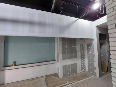 林奉青 - 隔間批土按部就班