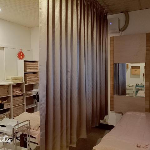 蘿莎美學 - 美容室兩張床