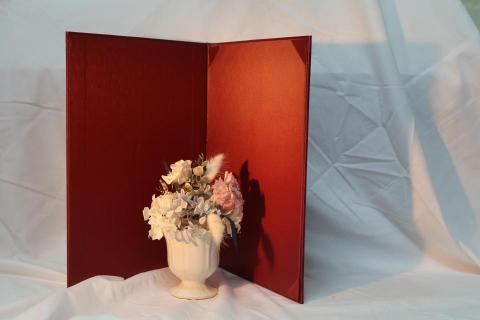 益盛多媒體印刷 - 燙金證書夾(尺寸不限、材質不限、後加工不限) 皆可討論規劃