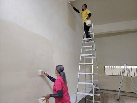 林奉青 - 兩個一起在橋頭地檢署舊翻新