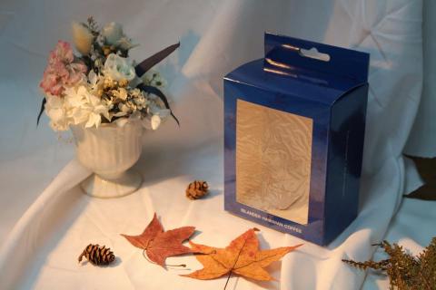 益盛多媒體印刷 - 開窗包裝盒彩印(尺寸不限、紙張不限、後加工不限) 皆可討論規劃