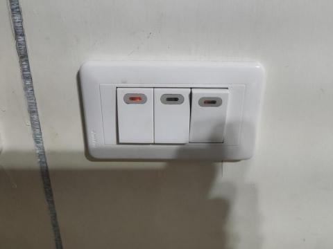 仁水水電工作室 - 開關 更換 仁水水電工作室 - 開關 更換
