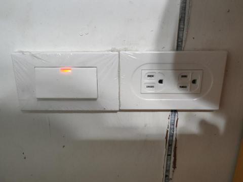 仁水水電工作室 - 開關 插座 更換 仁水水電工作室 - 開關 插座 更換