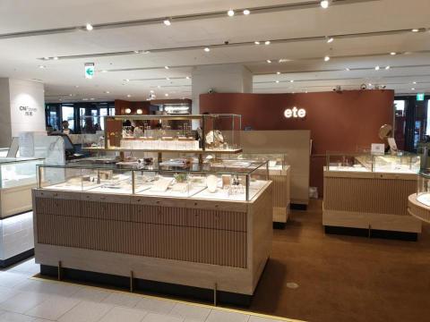 桔齊思室內裝修有限公司 - 百貨專櫃