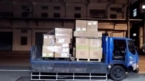 睏過頭企業社 - 載貨