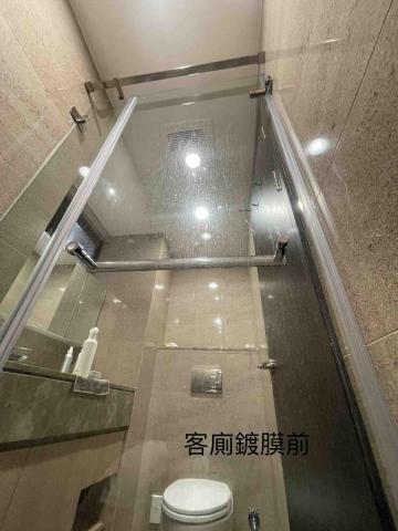 菜菜子 - 淋浴間玻璃鍍膜前水垢明顯