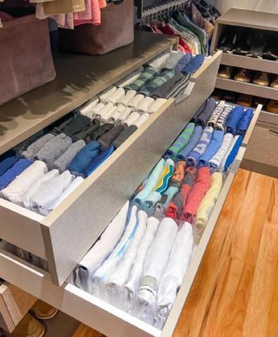 黃如英 - 抽屜衣服收納