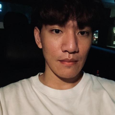 提供ads服務的專家張郁獻