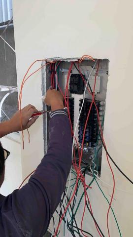 品慶工程行 - 新建水電工程