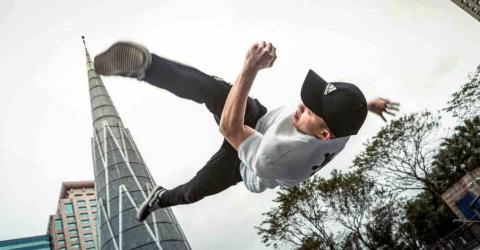 提供學breaking服務的專家泰