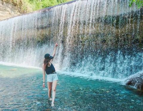 布拉魚包車旅遊.機場接送 - 