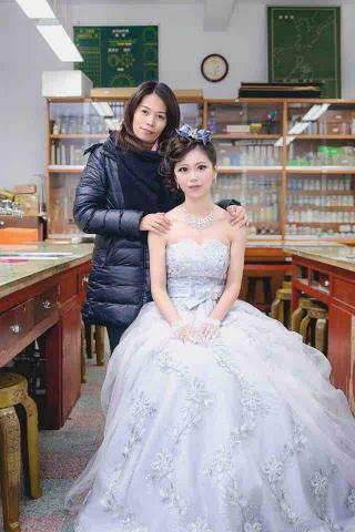 S.V. 創意時尚團隊 新娘秘書/半永久紋繡/皮膚管理/整體 - 古典風情造型 S.V. 創意時尚團隊 新娘秘書/半永久紋繡/皮膚管理/整體 - 古典風情造型