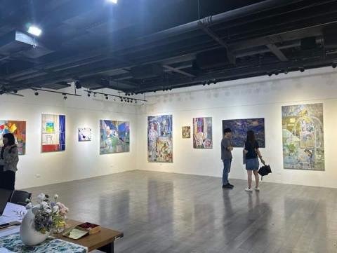 許哲維 - 2023個展「家庭故事」