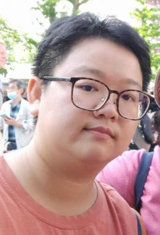 提供寫手門服務的專家馮靖喻