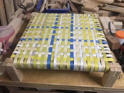 林郁怡 - 棧板打包帶再利用的寵物飛行床